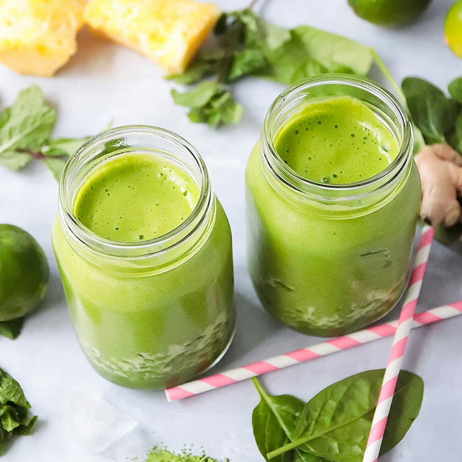 Gloriously Glowing Green Smoothie