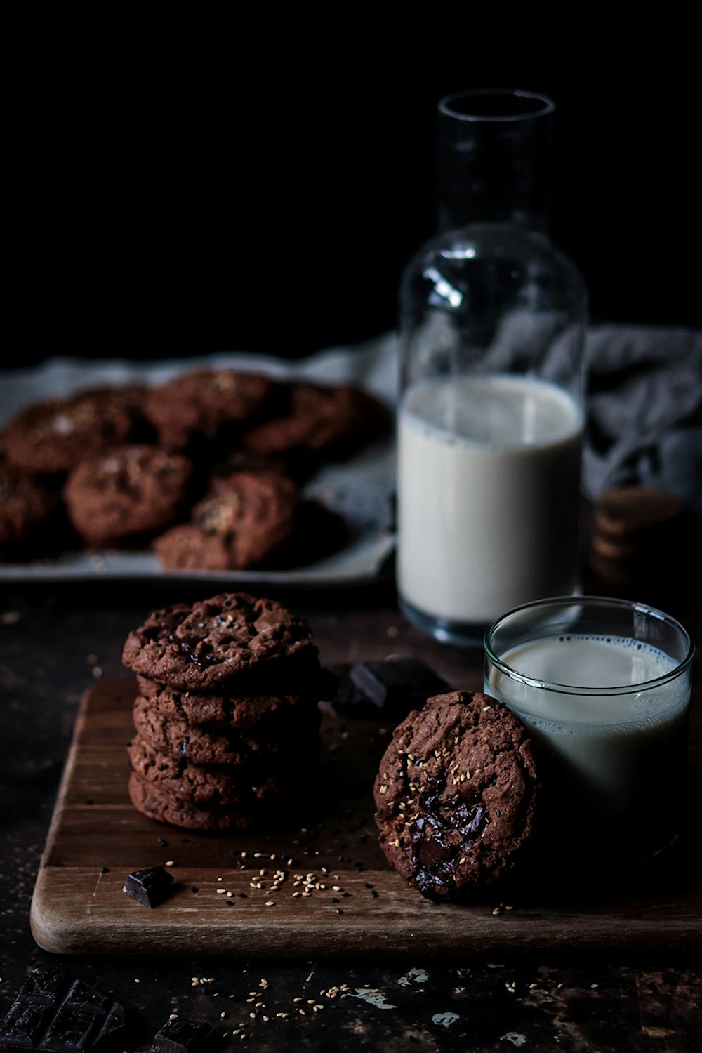 Double dark chocolate cookies